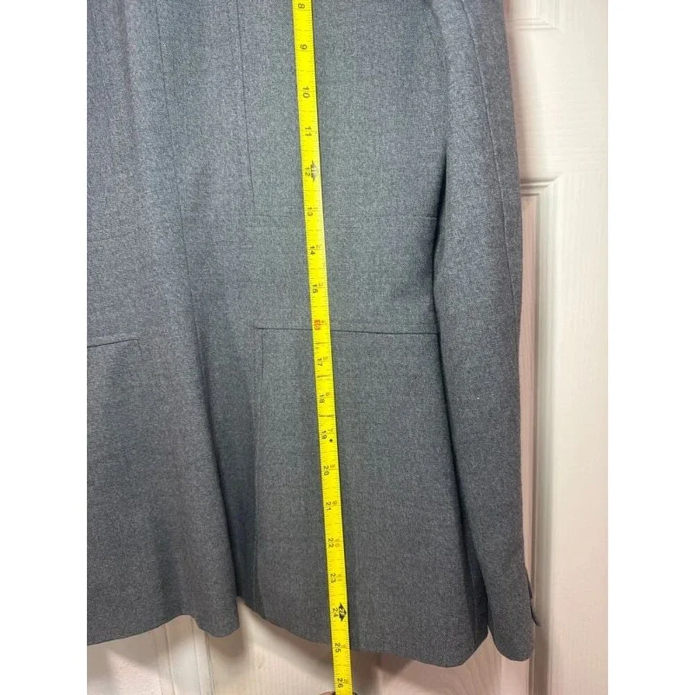The Limited Stretch Women Top/Coat- Size XS